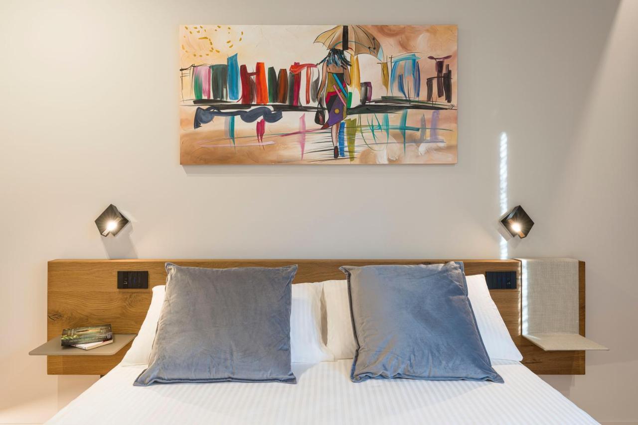 Aera Luxury Suites - 303 304 305 카타니아 외부 사진