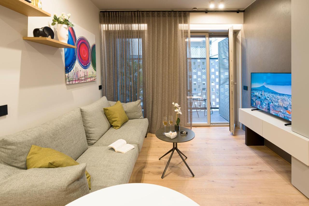 Aera Luxury Suites - 303 304 305 카타니아 외부 사진