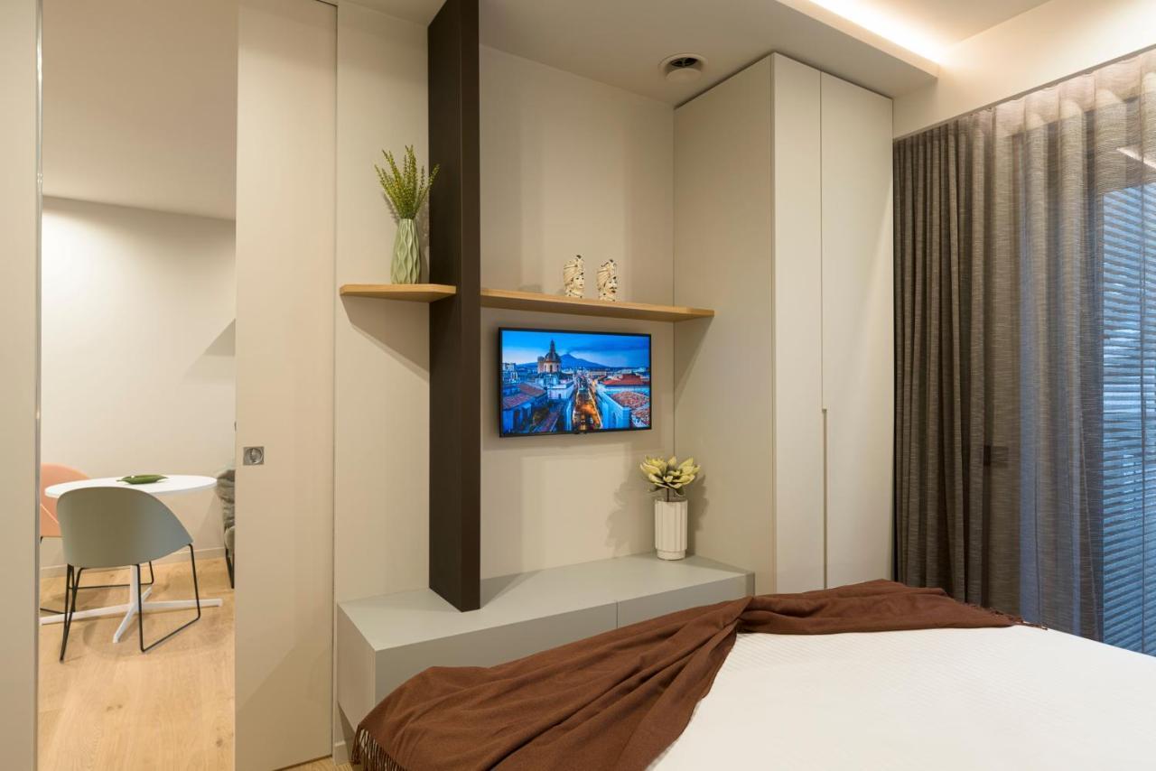 Aera Luxury Suites - 303 304 305 카타니아 외부 사진